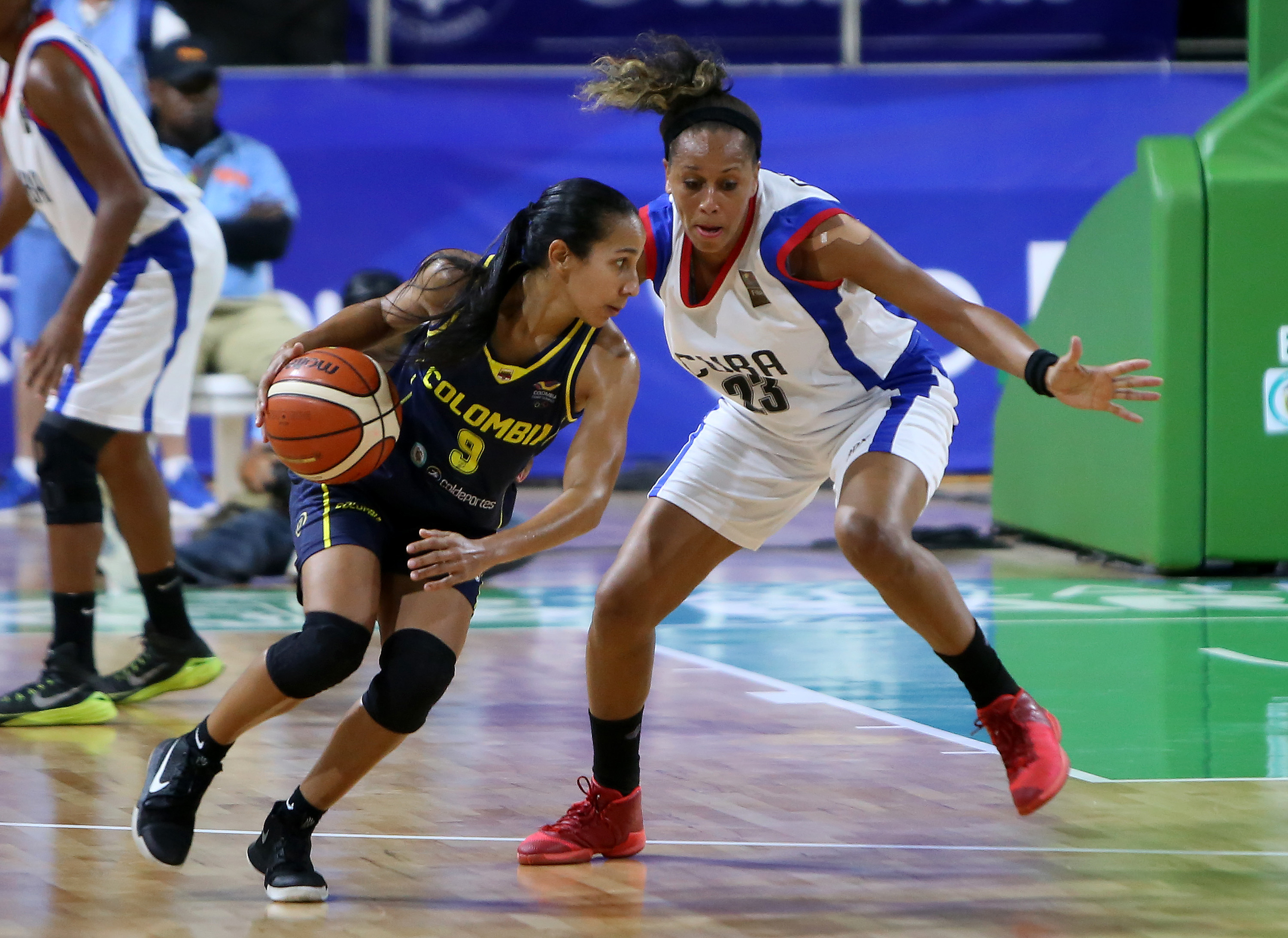 Basketball — Inaldo Pérez