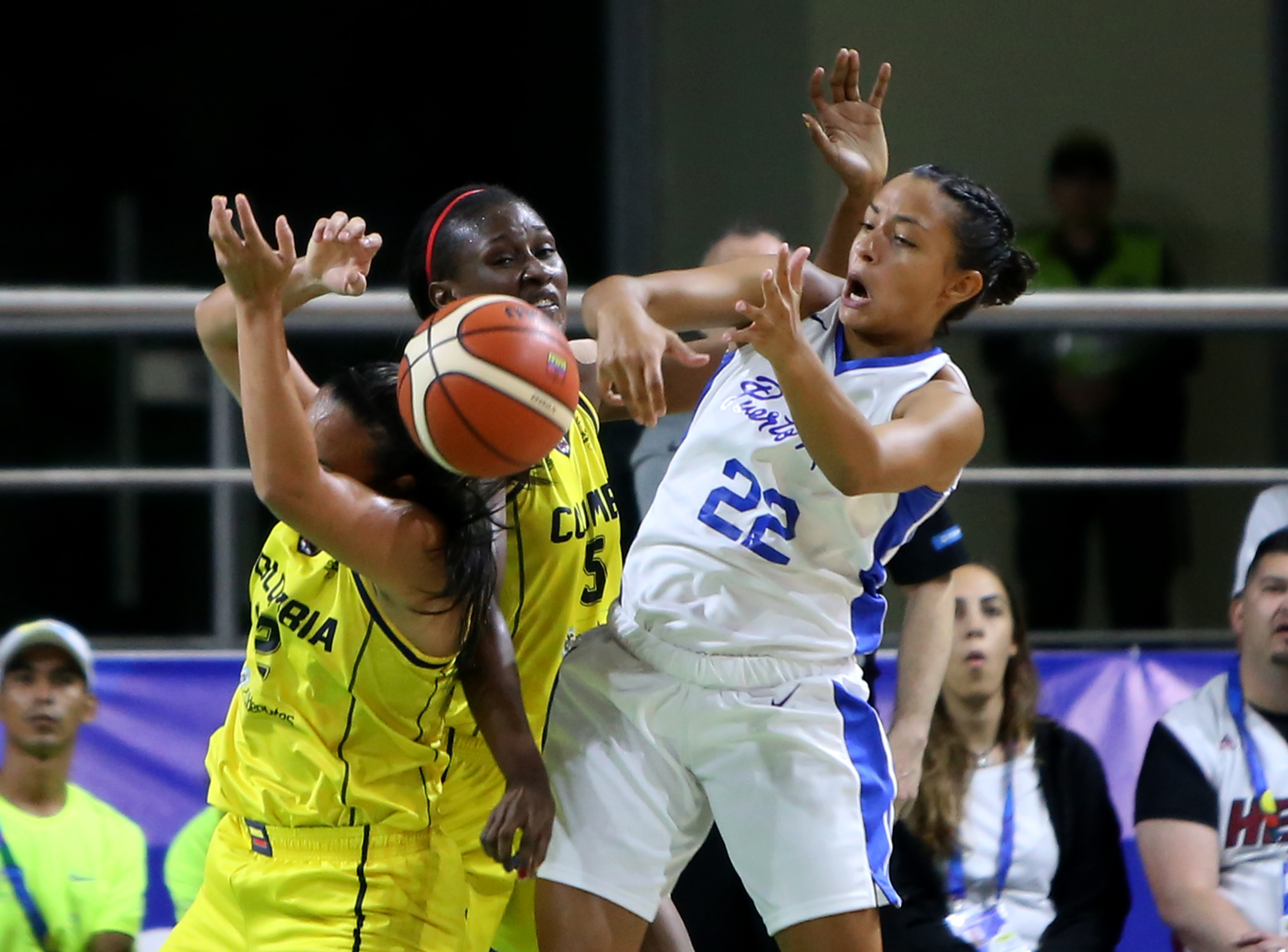 Basketball — Inaldo Pérez