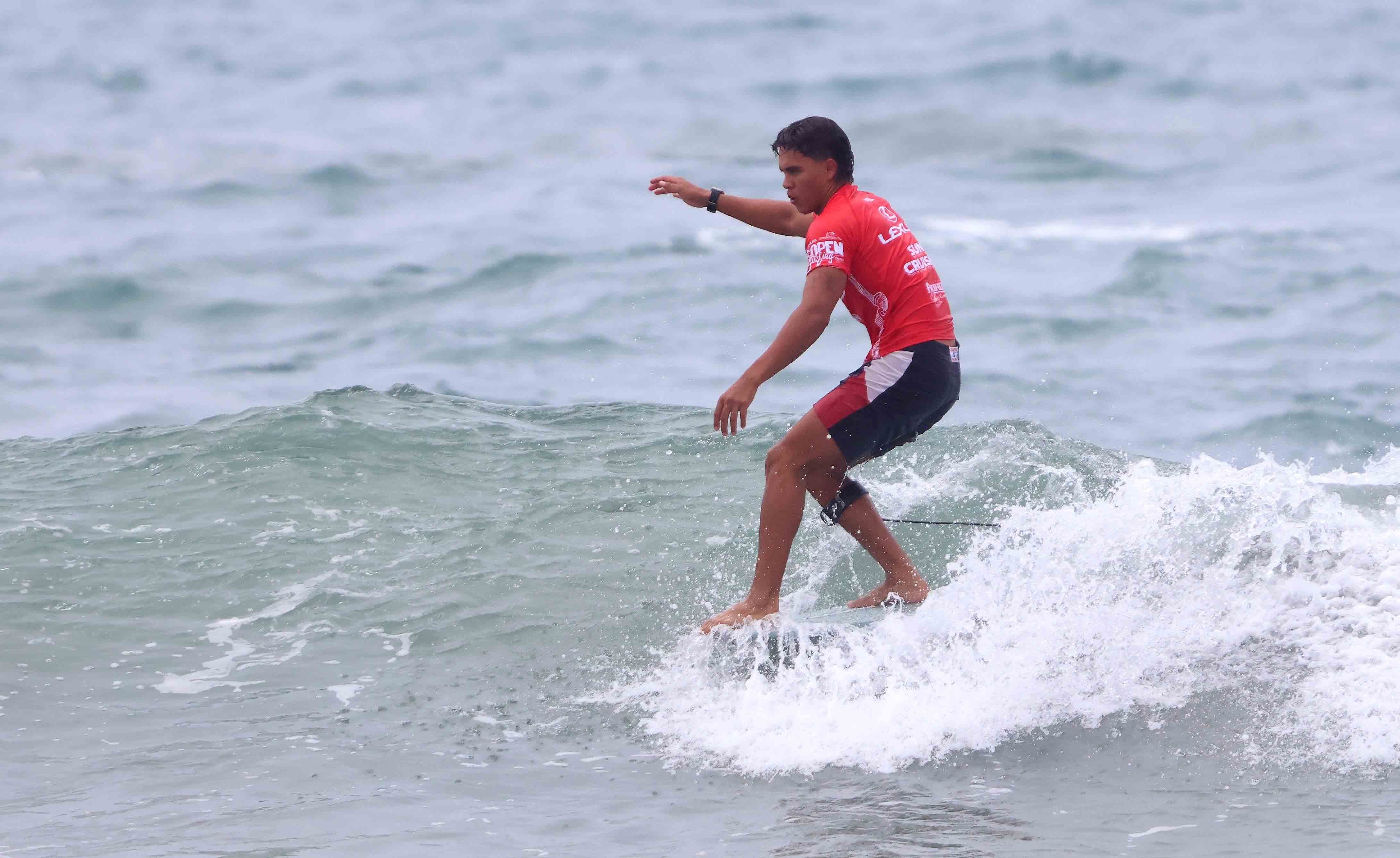 Surf — Inaldo Pérez